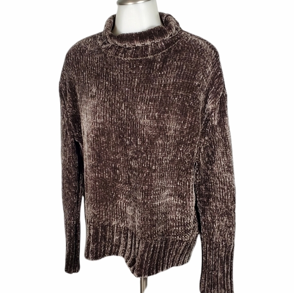 Cynthia Rowley Sweaters - CYNTHIA ROWLEY Super Soft Sweater Brown Size M